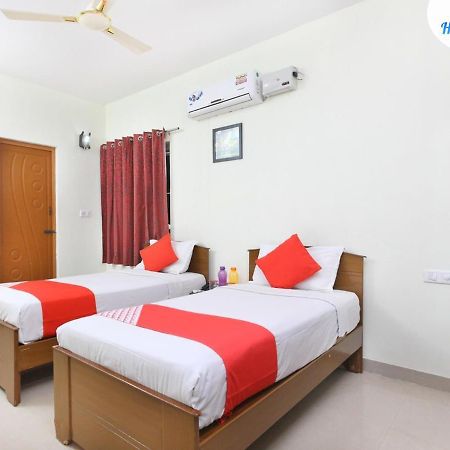 Sasti Hotel Palani Экстерьер фото