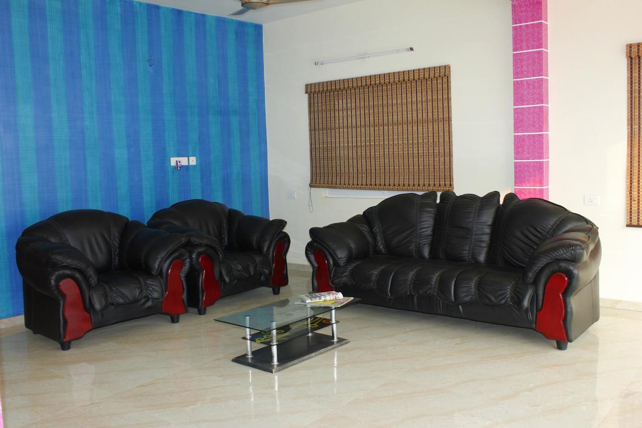 Sasti Hotel Palani Экстерьер фото